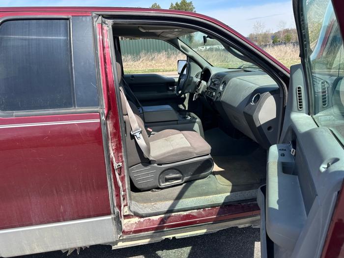 2006 ford f-150 lariat-supercab-2wd with 204277 miles for sale near elk-river, minnesota 93c438620f9145cf9caf1418429d39dc.jpeg