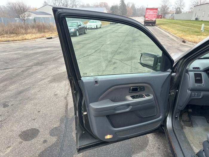 2007 honda pilot ex-4wd with 173489 miles for sale near elk-river, minnesota 93c84da3d6244d5eb4fd6aebf8eba08b.jpeg
