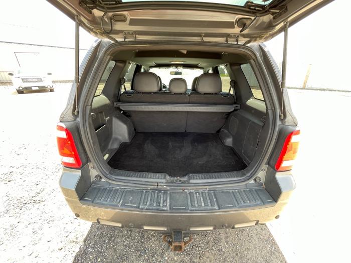 2012 ford escape limited-fwd with 282562 miles for sale near elk-river, minnesota 93d06e1834cb425c974b5c19fed189eb.jpeg