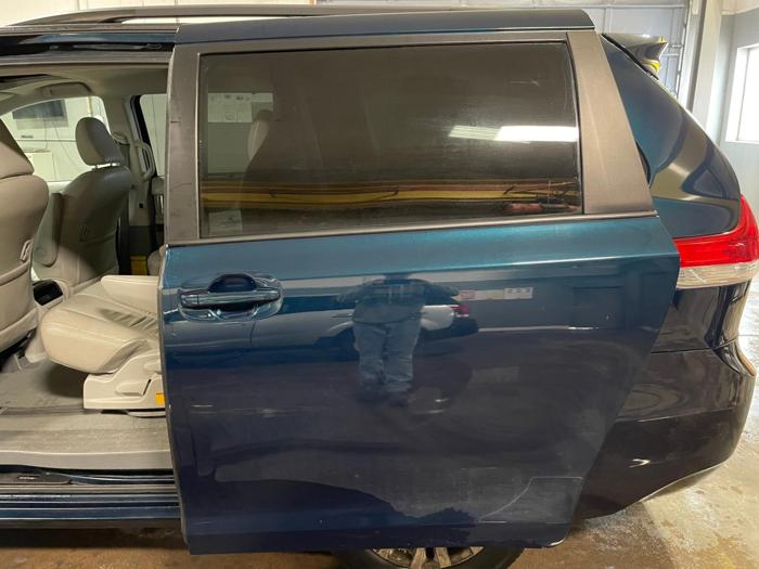 2011 toyota sienna with 212471 miles for sale near elk-river, minnesota 93fea4b800734407a7acf6e5292cc5b0.jpg