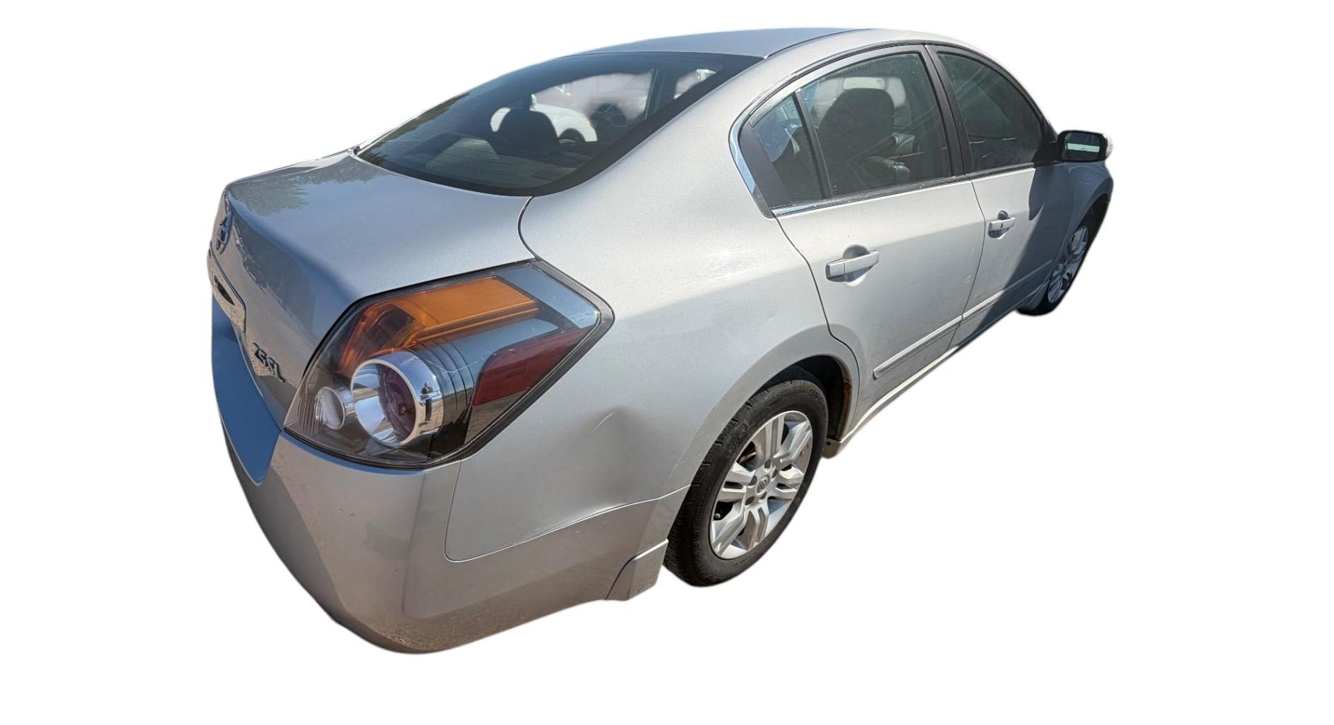 2012 nissan altima 2.5-s with 187912 miles for sale near elk-river, minnesota 9421f21a214d4a25afb48d988cdf7632.jpg