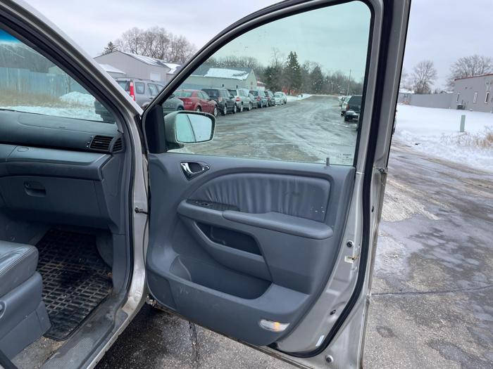 2006 honda odyssey ex-(with-leather) with 173298 miles for sale near elk-river, minnesota 9443b5ad9c6744d7b31fd840ac7eb7da.jpg