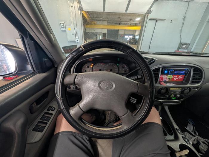 2002 toyota sequoia limited-4wd with 216240 miles for sale near elk-river, minnesota 944d26dbaf9b41299494bb272dd0448c.jpg