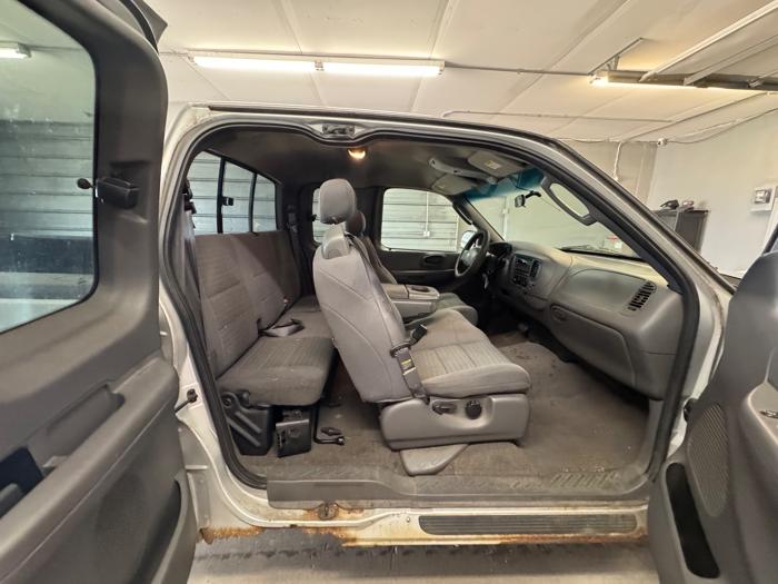 2002 ford f-150 xl-supercab-short-bed-2wd with 119291 miles for sale near elk-river, minnesota 944fbdedae164622b81007618321ace9.jpeg