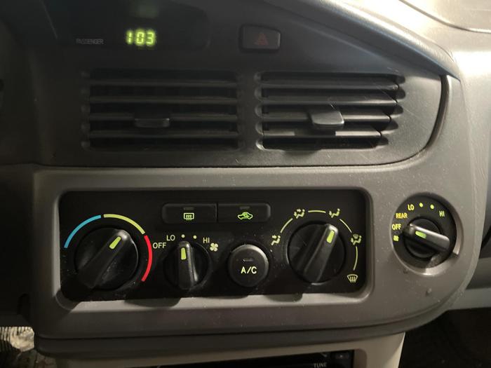 2001 toyota sienna le with 169382 miles for sale near elk-river, minnesota 945c92ac5b2a49159379d1c7ce8f88a6.jpg