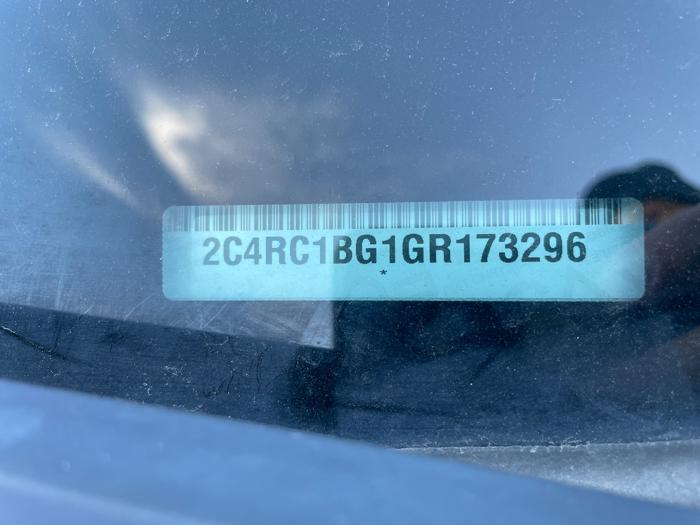 2016 chrysler town-&-country touring with 138021 miles for sale near rochester, minnesota 9461843ca74246bea87721b3b00b4460.jpeg