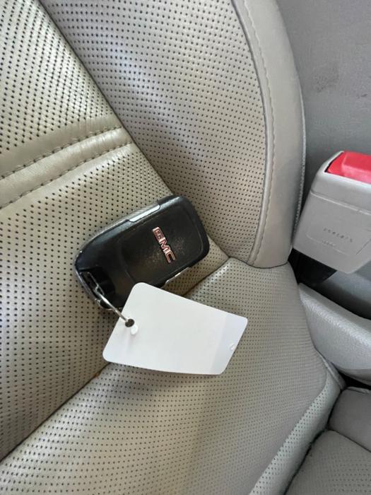 2015 gmc yukon-denali 4wd with 149975 miles for sale near elk-river, minnesota 9470ed00ac6441ce959c8709a7f89b47.jpeg