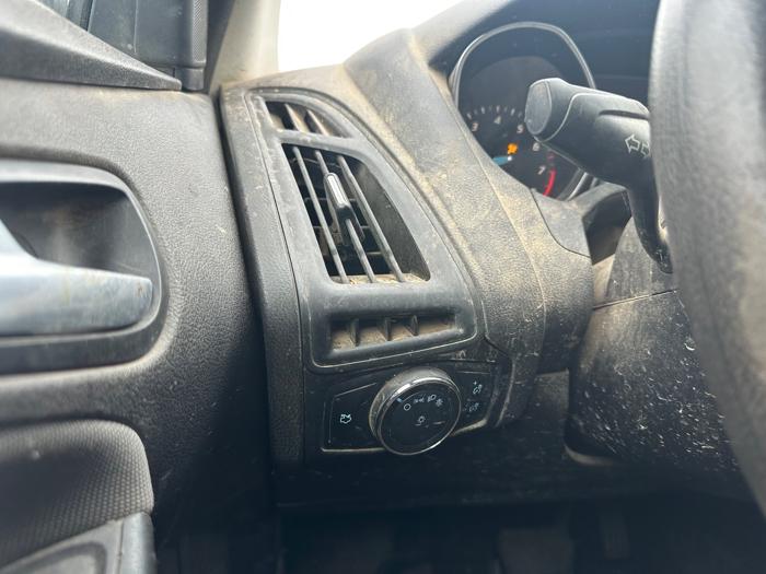 2014 ford focus se-hatch for sale near elk-river, minnesota 94878f81043740ed81d365718fb94a34.jpeg