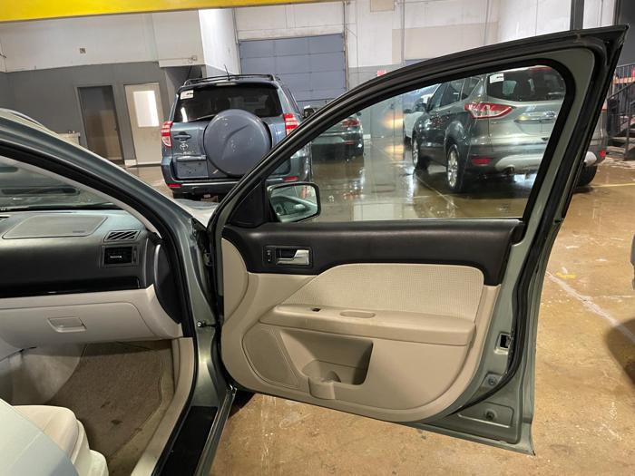 2009 ford fusion sel with 122641 miles for sale near elk-river, minnesota 9490fd3885d34996b26baa4c7175bf39.jpg