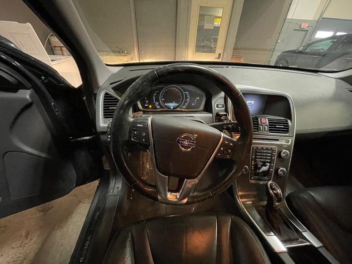 2014 volvo xc60 t6-awd with 145541 miles for sale near elk-river, minnesota 94f36d83bd2c4957aef6af6770ab4af8.jpeg