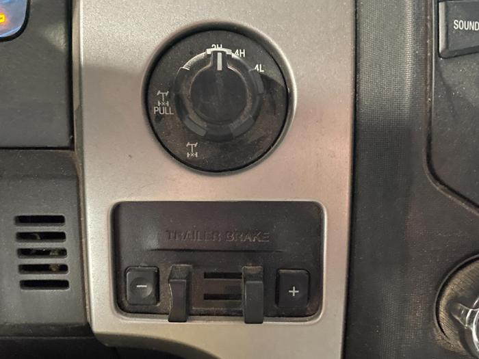 2014 ford f-150 xlt with 163160 miles for sale near elk-river, minnesota 950d09829d014f91b06402894143ec99.jpg