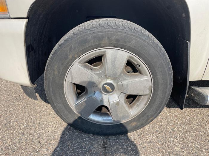 2011 chevrolet silverado-1500 ltz-crew-cab-4wd with 152384 miles for sale near fridley, minnesota 9513a9c573364dc1806dfb883e0152ee.jpeg