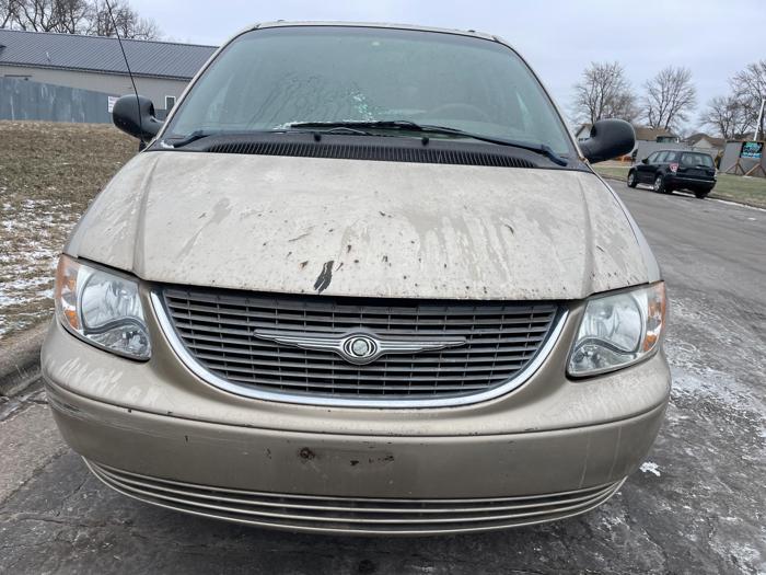 2002 chrysler town-and-country ex--touring-edition with 145628 miles for sale near elk-river, minnesota 9517a59642bb4eeb80a0add83fa3ebb9.jpg