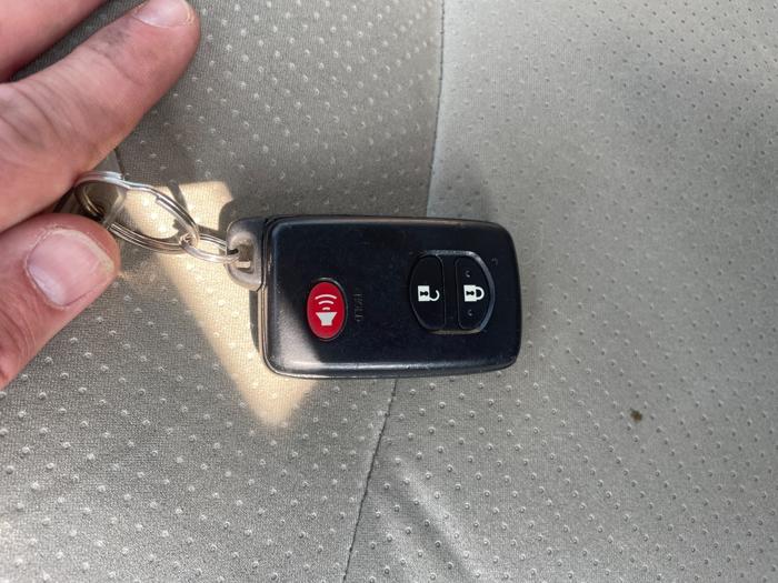 2011 toyota prius with 252410 miles for sale near elk-river, minnesota 952093db1b8f4db6a1195af5bb13bf06.jpeg