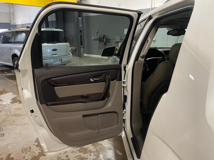 2014 gmc acadia denali with 90381 miles for sale near elk-river, minnesota 952dcee12163408b9169b50235458df8.jpg