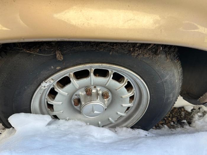 1983 mercedes-benz 380 sl with 104304 miles for sale near elk-river, minnesota 9540e366a49b4ac98a76b661830bab60.jpeg