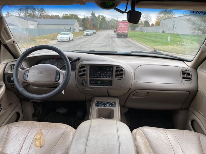 2000 ford expedition eddie-bauer-4wd for sale near elk-river, minnesota 9548ec8aec6649e584a40a29a22c9a09.jpeg