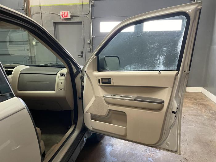2008 ford escape xlt with 112074 miles for sale near elk-river, minnesota 9578fba33f694f4586d4b37b8eb4d153.jpg