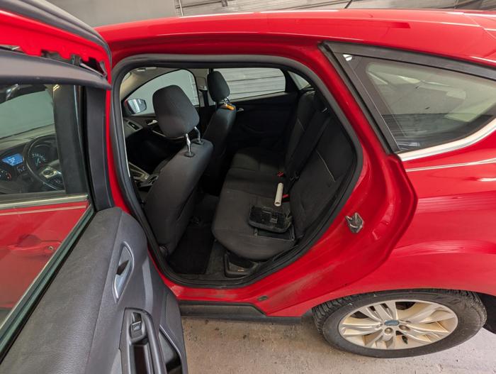 2012 ford focus sel with 221050 miles for sale near elk-river, minnesota 959a5d557a624c3c9b8e7bea56687454.jpg
