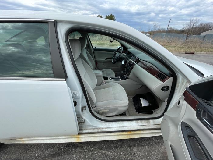 2010 chevrolet impala lt with 225202 miles for sale near elk-river, minnesota 95a316e7ddd54e8fa8aa8456ff7e667e.jpeg