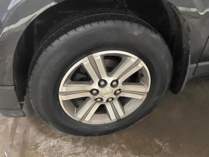 2017 chevrolet traverse lt with 301757 miles for sale near elk-river, minnesota 95d6f3b4f33a4764af2d9ecf0adeacb1.jpg