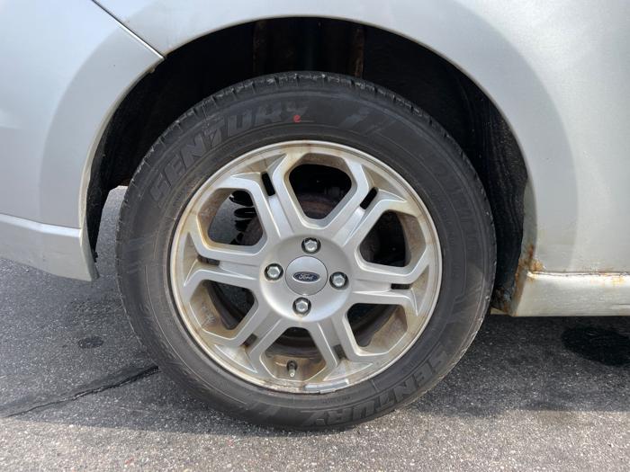 2009 ford focus se-coupe with 143637 miles for sale near elk-river, minnesota 95e430ce01a44b89814bdeb4f36d8b90.jpeg