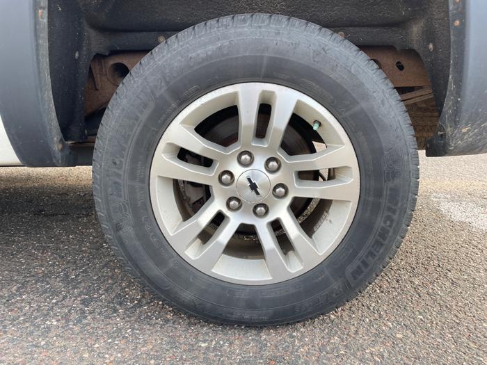 2014 chevrolet silverado-1500 1lt-crew-cab-4wd with 172990 miles for sale near north-branch, minnesota 95e89f13ed8d4084ab78a23efd12060e.jpeg