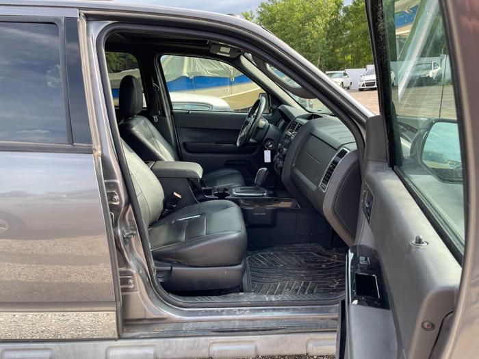 2009 ford escape limited-4wd-v6 with 193045 miles for sale near elk-river, minnesota 95ed00256eea450889835caa4387d849.jpg