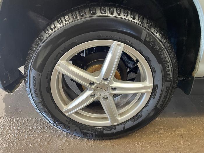 2006 lexus rx-400h awd with 251393 miles for sale near elk-river, minnesota 95fd7646da18408fbfc3f1ee4639433b.jpeg