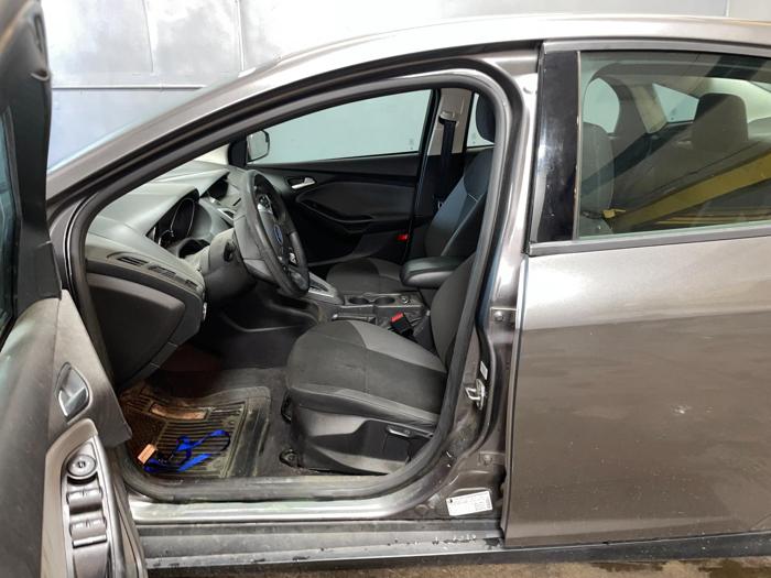 2014 ford focus se-sedan with 99529 miles for sale near elk-river, minnesota 9609862b788349b5b28325f3213269d7.jpg