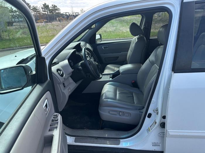 2015 honda pilot ex-l-4wd-5-spd-at with 130544 miles for sale near elk-river, minnesota 961e20a566b3421881e8b6d55dac056c.jpeg