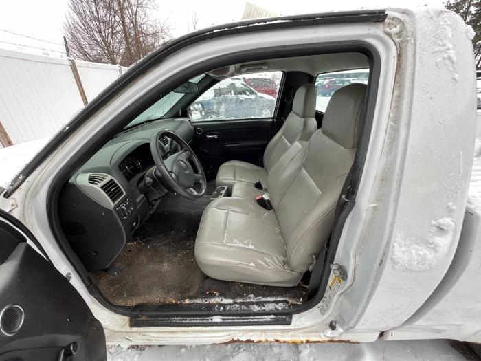 2009 chevrolet colorado work-truck-2wd with 152452 miles for sale near elk-river, minnesota 9623adef04114960b3e316eb52107b18.jpeg