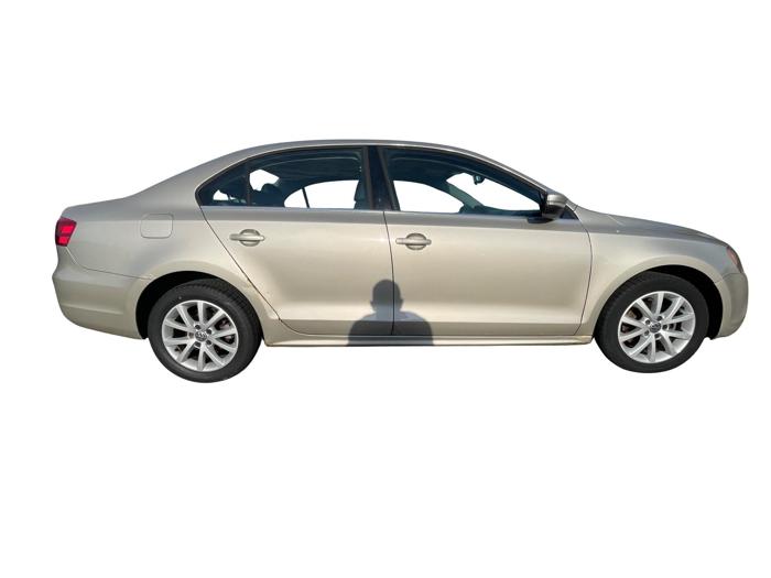 2013 volkswagen jetta se with 158676 miles for sale near annandale, minnesota 96359362ec544be88f9fc41a6152d6e2.jpg