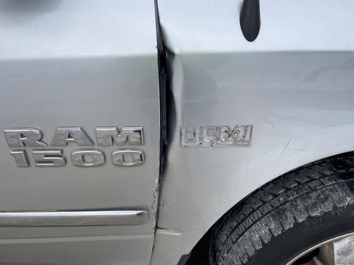 2015 ram 1500 slt-crew-cab-swb-4wd with 128735 miles 9659e4faed284b8ea2341ecf99c49045.jpeg