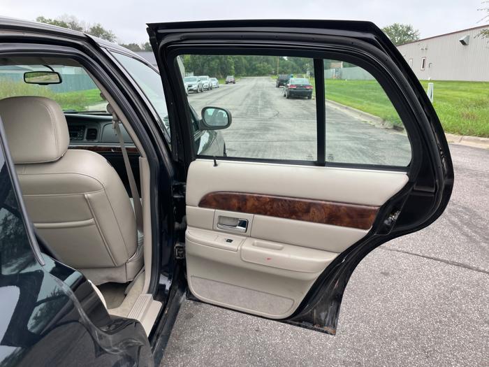 2010 mercury grand-marquis ls with 113562 miles for sale near elk-river, minnesota 966570f110794e3ea47ba0af34dd4a68.jpeg