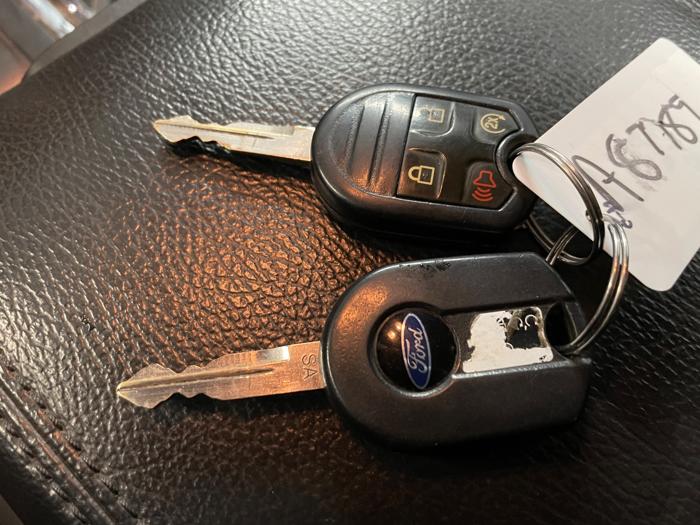 2012 ford f-150 fx4-supercrew-5.5-ft.-bed-4wd with 135504 miles for sale near elk-river, minnesota 9674d7a83094493e9518ad2465c155ea.jpeg