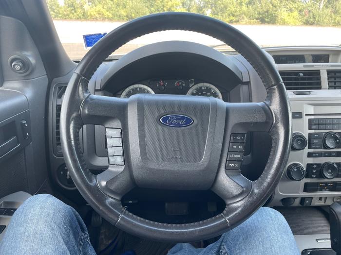 2009 ford escape xlt-fwd-v6 with 167177 miles for sale near rochester, minnesota 9686b324705a4bc5856d1f04138c076f.jpeg