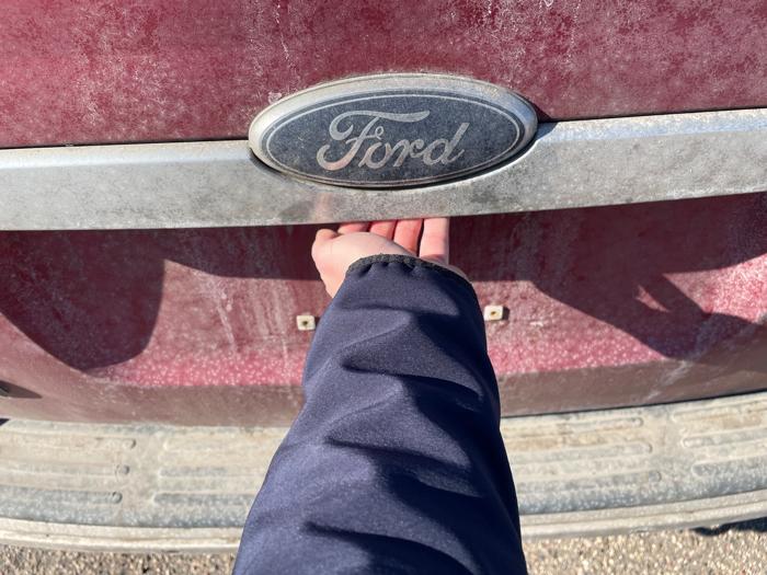 2006 ford explorer eddie-bauer-4.6l-4wd with 263873 miles for sale near fridley, minnesota 96bbf881941c43bb8ba2dafdb177c0f5.jpeg