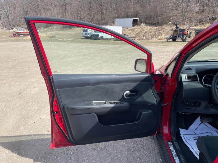 2011 nissan versa 1.8-sl-hatchback with 161381 miles for sale near jordan, minnesota 96cb23ee4e0e409cbe06a81e377f6476.jpeg