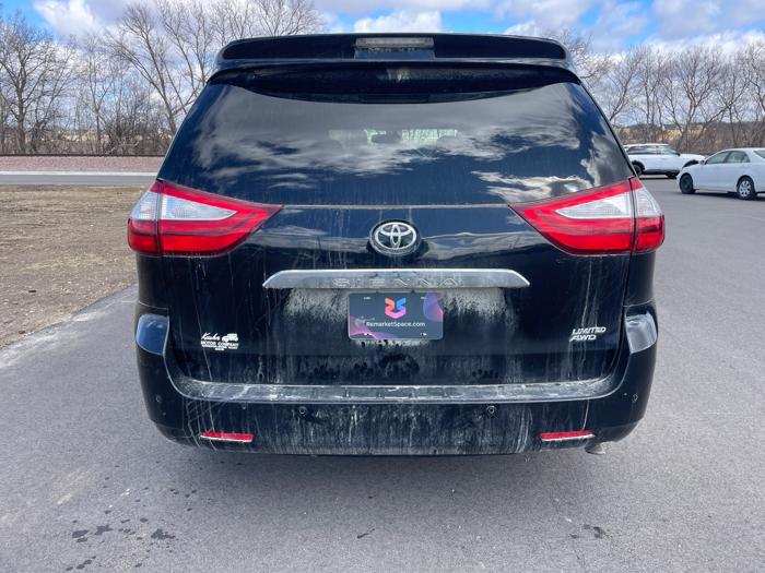 2017 toyota sienna xle-7-passenger-awd with 111218 miles for sale near rochester, minnesota 96e6a40bac6a40d1a793ec59d8fb046c.jpeg