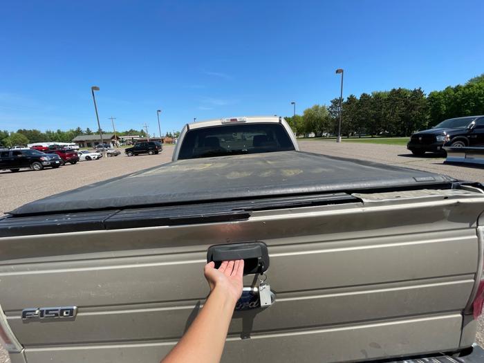 2009 ford f-150 fx4-supercab-6.5-ft.-bed-4wd with 256478 miles for sale near mora, minnesota 9732a208c3984a6596dc95856c944d77.jpeg
