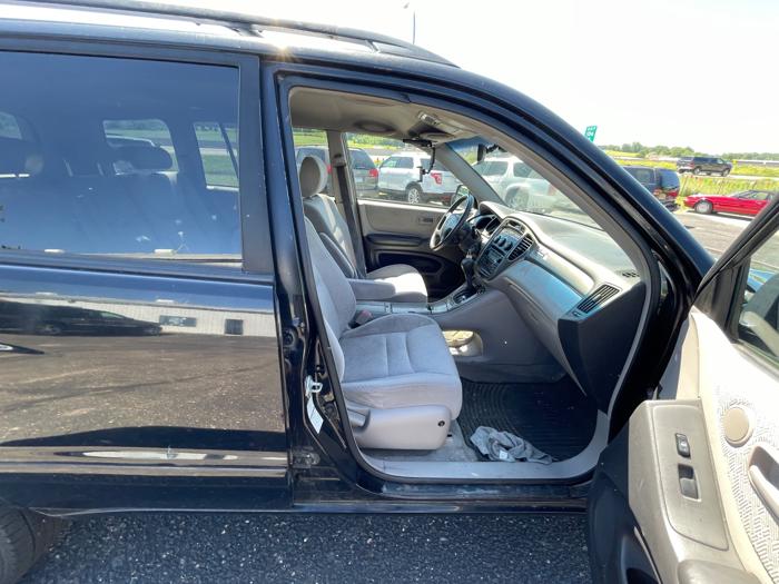 2003 toyota highlander with 200874 miles for sale near shakopee, minnesota 9744263e082b4001b1c72a568d99d36a.jpeg