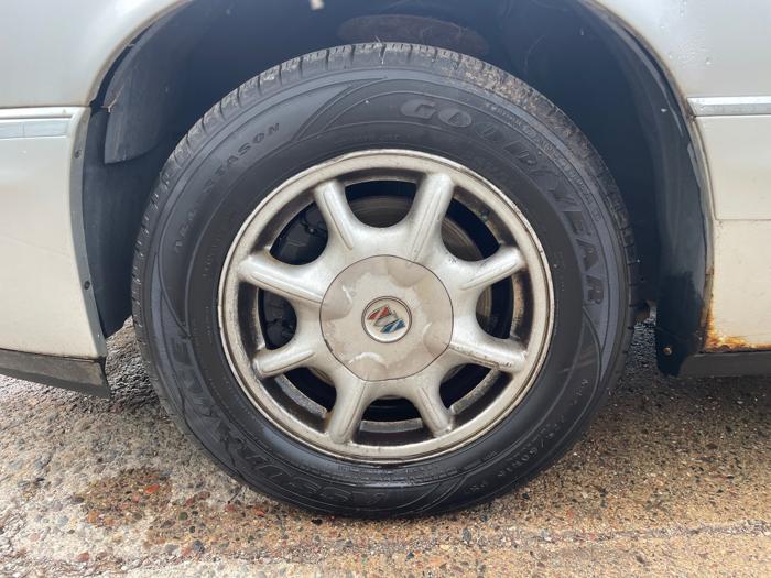 2003 buick park-avenue sedan with 149123 miles for sale near elk-river, minnesota 9753d164ad154012a4948975f4a4cfac.jpeg