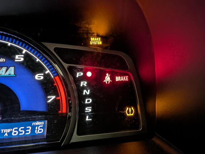 2008 honda civic-hybrid cvt-at-pzev with 211916 miles for sale near elk-river, minnesota 97848241e7164466a2272a03c67cc069.jpg