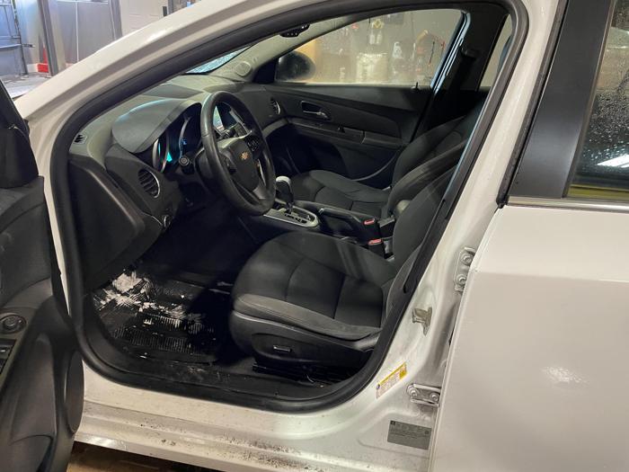 2015 chevrolet cruze 1lt-auto with 149261 miles for sale near elk-river, minnesota 979beca011d749be9da3aad687003a7c.jpg