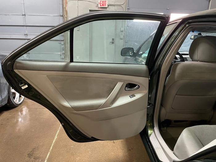 2011 toyota camry base with 199981 miles for sale near elk-river, minnesota 980453deb2804bb8871626bdf1b4219c.jpg
