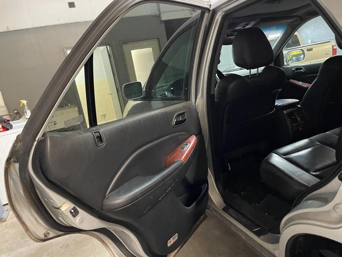 2004 acura mdx touring-package with 176314 miles for sale near elk-river, minnesota 9804bf74fe074fc9b8ca333ea790ad90.jpg