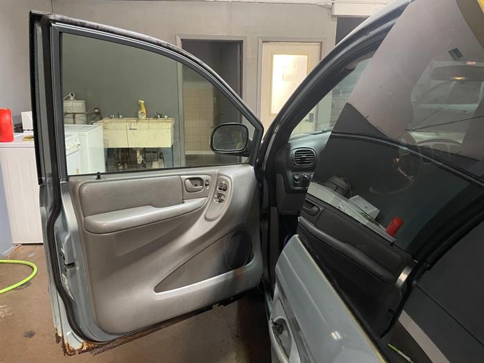 2004 Dodge Caravan