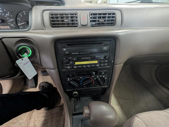 1998 toyota camry ce with 254604 miles for sale near elk-river, minnesota 981615367e184bd8b5eff8480d14001c.jpg