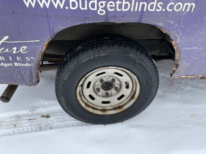 2006 ford econoline e-150 with 256687 miles for sale near elk-river, minnesota 9854663b9b294019b856f4524ca30c9f.jpeg